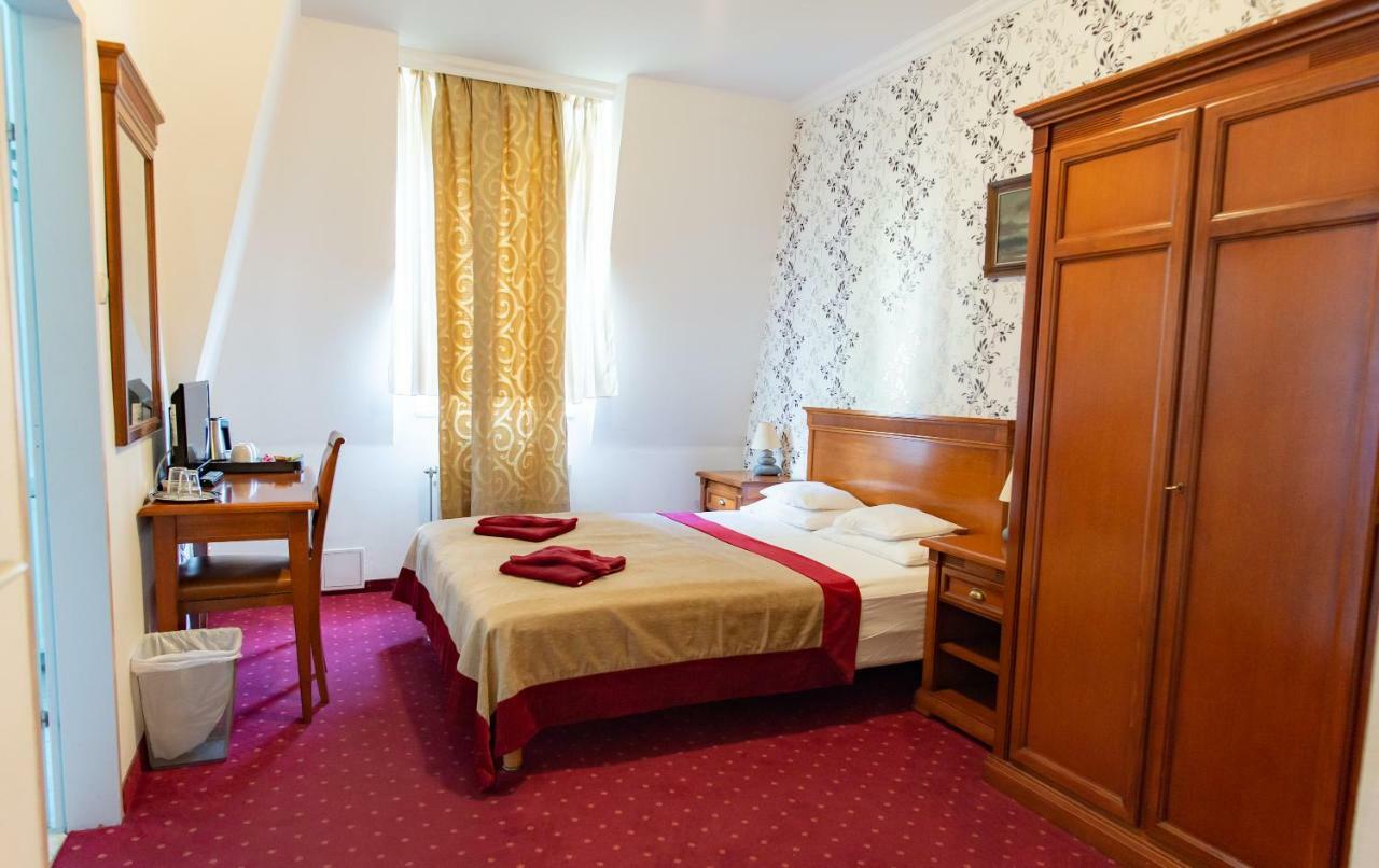 Walzer Hotel Budapest Exteriör bild